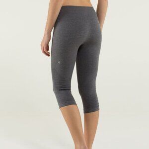LULULEMON Women's In the Flow Crop II Leggings 6 Grey Cinched Ruched Sides